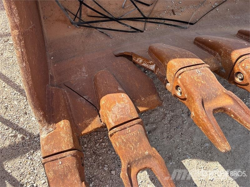  74 in Digging Excavator Bucket Baldes