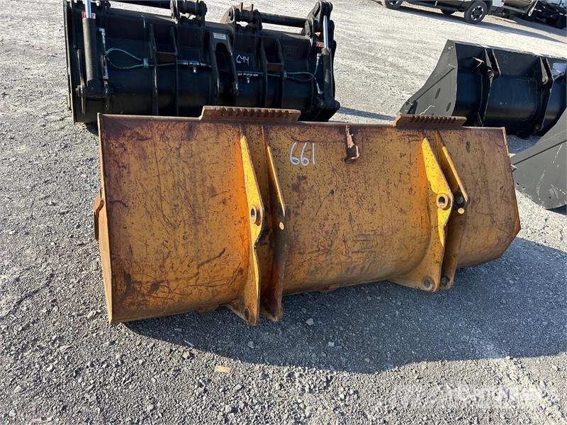 78 in Backhoe Loader Bucket - Fits Case 580 Žlice