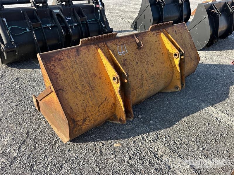 78 in Backhoe Loader Bucket - Fits Case 580 Žlice