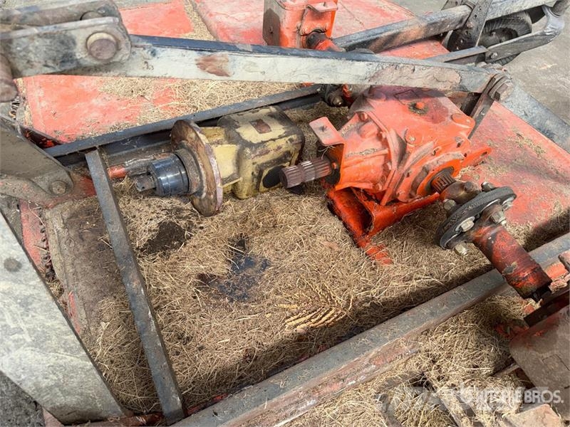  8 ft 3-Point Hitch Rotary Cutter معدات جز نباتات البطاطس المتيبسة