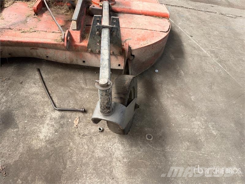  8 ft 3-Point Hitch Rotary Cutter معدات جز نباتات البطاطس المتيبسة
