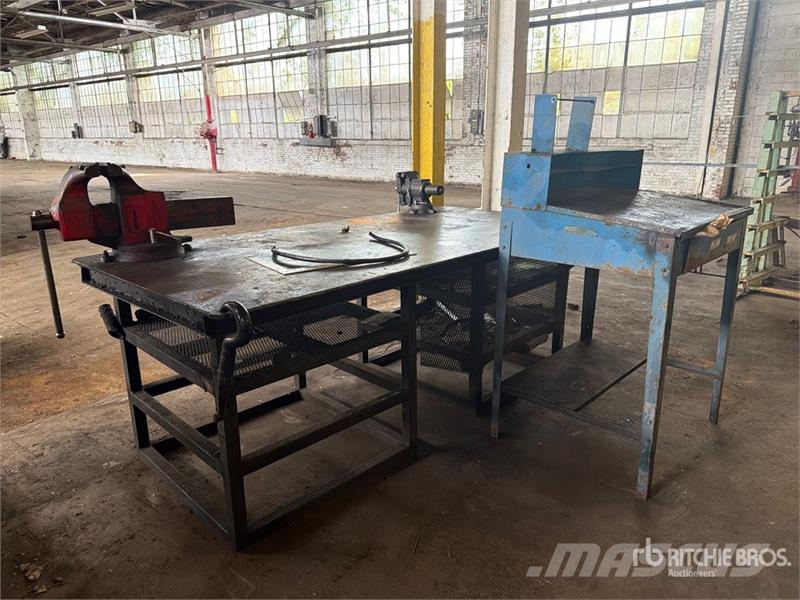 8 ft Workbench Other components
