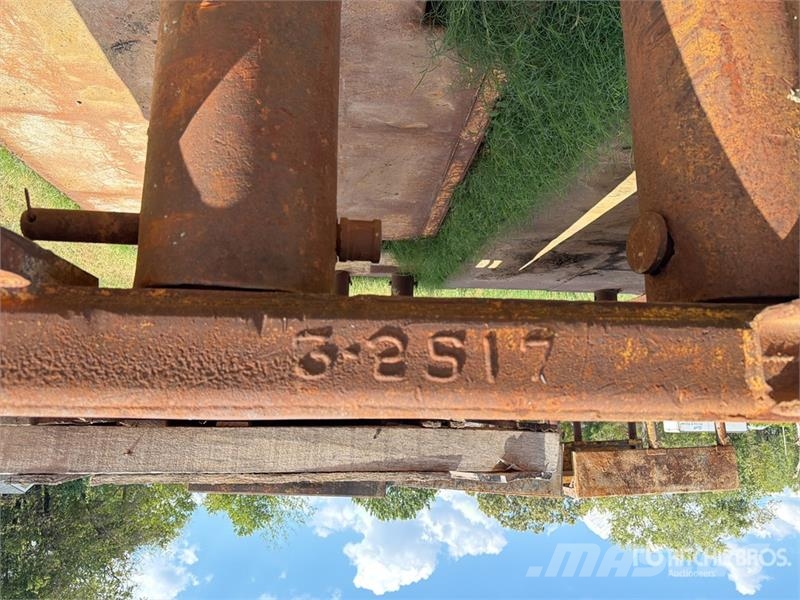 8 ft x 16 ft (4 in Wall) Trench Shield Rezervni delovi i oprema za bušenje