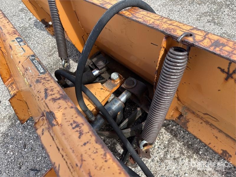 84 in Skid Steer Dozer 삽날