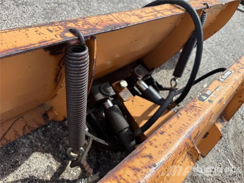 84 in Skid Steer Dozer 삽날