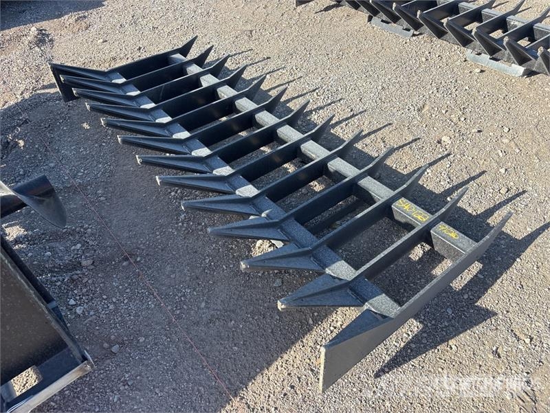 84 in Skid Steer Root Rake (Unused) Obračalniki in zgrabljalniki