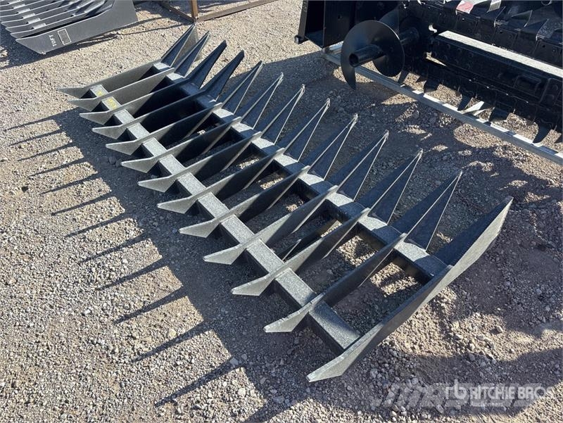 84 in Skid Steer Root Rake (Unused) Obračalniki in zgrabljalniki