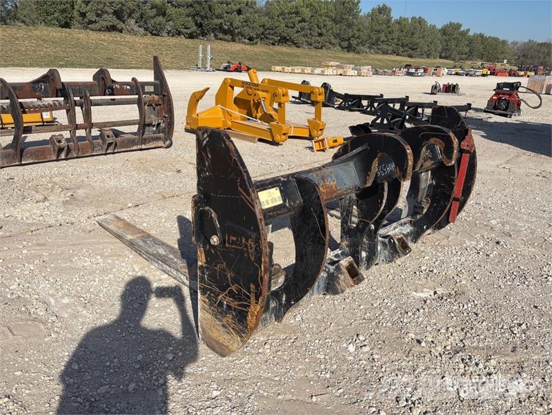 96 in Wheel Loader Forks - Fits Cat 950M Garfos