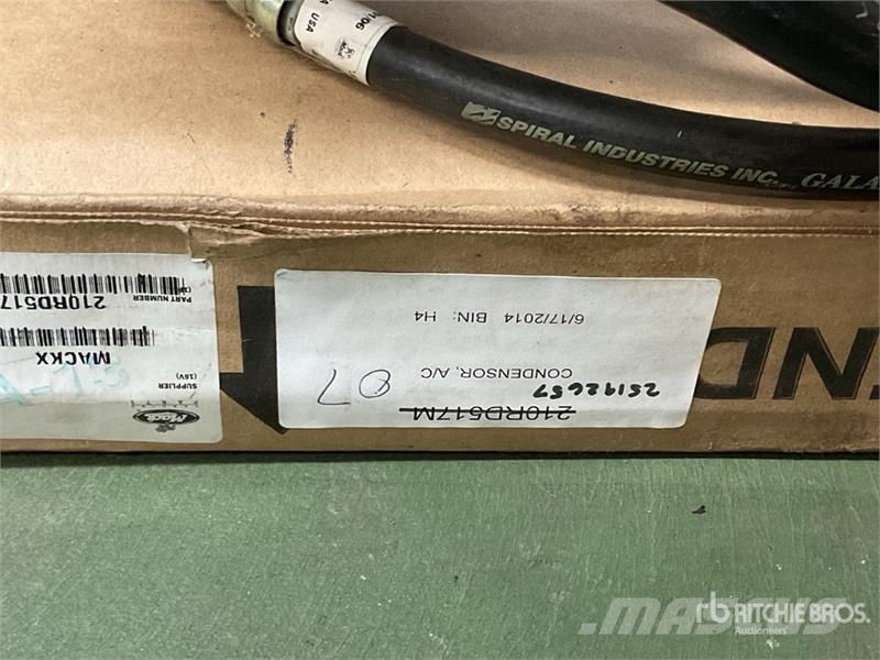 A/C Condenser and Lines and Hose Crimper, Misc. Коммерческий транспорт - Другие
