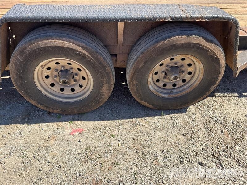 A&F 18 ft T/A Equipment Trailer Prikolice za prevoz vozil
