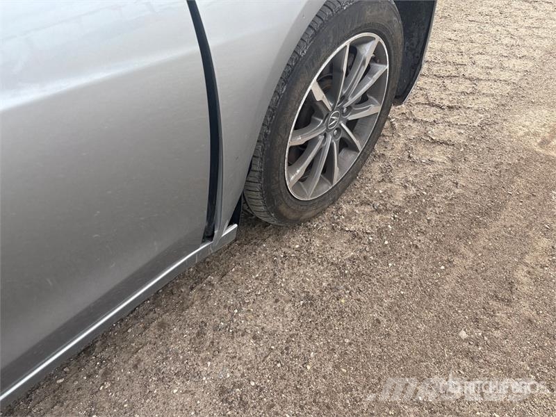 Acura TLX Automobile Avtomobili