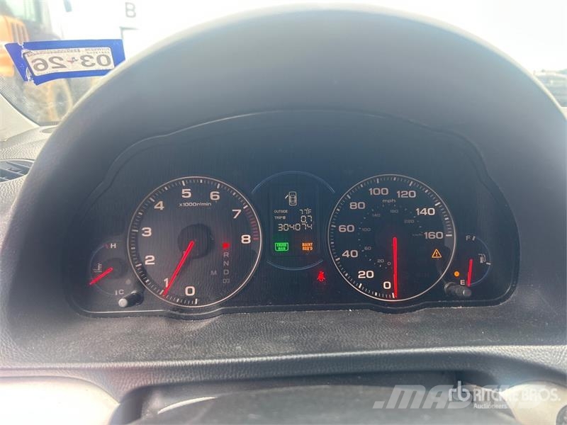 Acura TSX سيارات