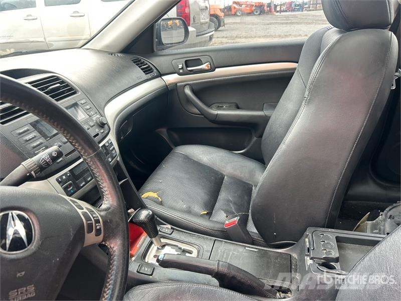 Acura TSX سيارات
