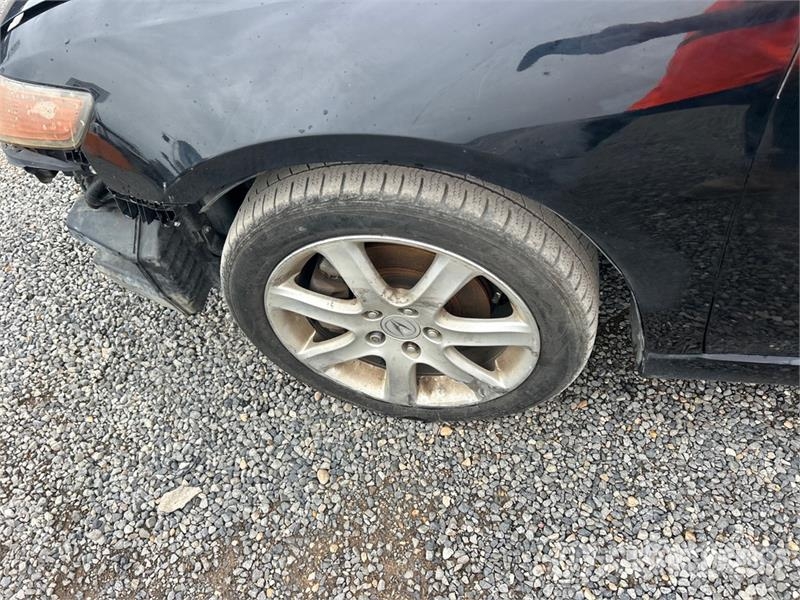 Acura TSX سيارات