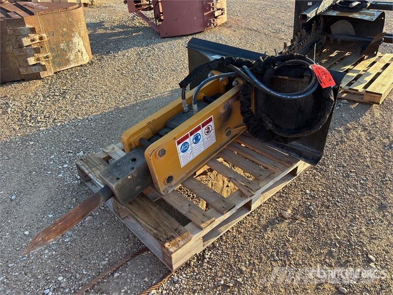 AGROTK SSHH680 Skid Steer Breaker Marteau hydraulique