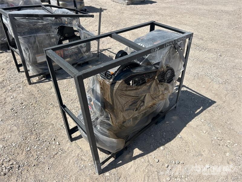 AGT AC 40 gal Air Compressor (Unused) Kompresory