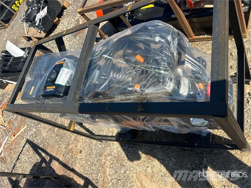 AGT AC 40 gal Air Compressor (Unused) 콤푸레샤