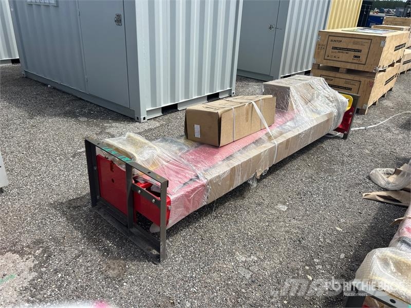 AGT ATK-B1000 2 Post 10000 lb Vehicle Lift (Unused) 건설 장비 - 기타