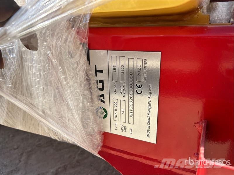 AGT ATK-B1000 2 Post 10000 lb Vehicle Lift (Unused) معدات البناء - غير ذلك
