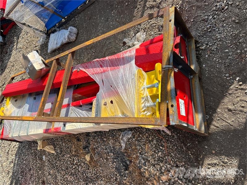 AGT ATK-B1000 2 Post 10000 lb Vehicle Lift (Unused) Otros