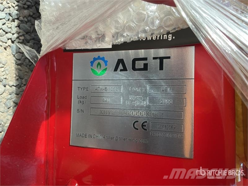 AGT ATK-B1000 2 Post 10000 lb Vehicle Lift (Unused) Entreprenad - Övrigt