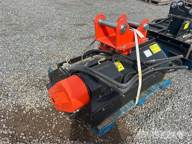 AGT EXFLM115 44 in Excavator Flail Mower (Unused) Andre komponenter