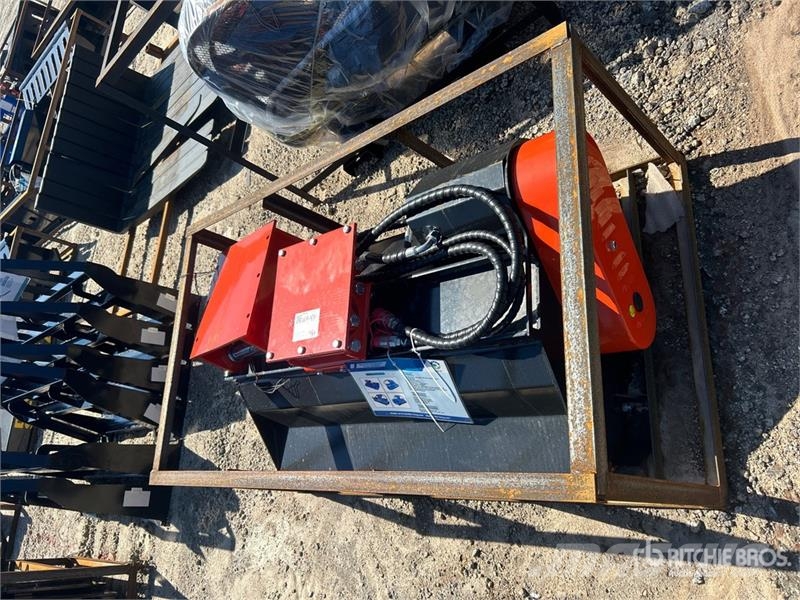 AGT EXFLM115 45 in Excavator Flail Mower (Unused) Podadoras