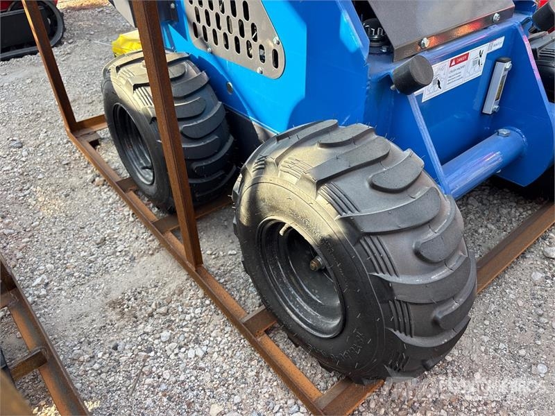 AGT MX-MRW14 Mini Skid Steer Loader (Unused) スキッドステアローダー