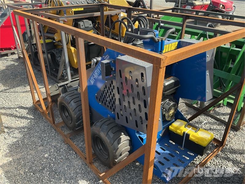 AGT MX-MRW14 Mini Skid Steer Loader (Unused) Chargeuse compacte