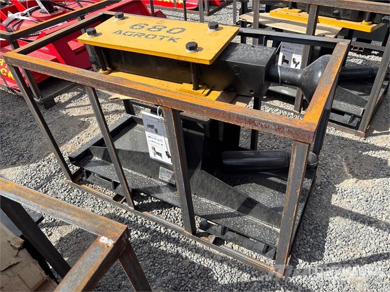 AGT PD680-PZ Skid Steer Post Driver (Unused) 울타리(펜싱) 장비