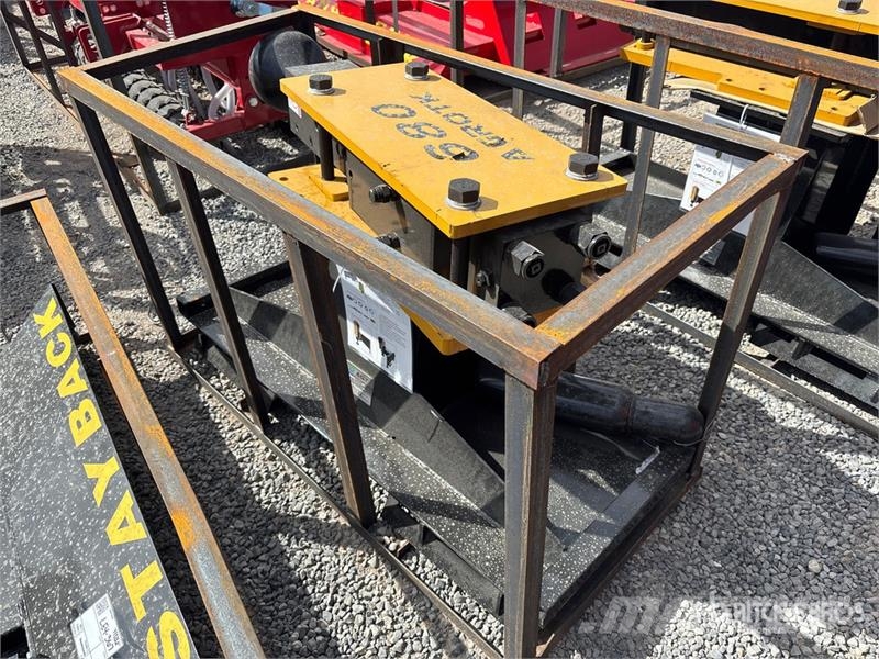 AGT PD680-PZ Skid Steer Post Driver (Unused) 울타리(펜싱) 장비