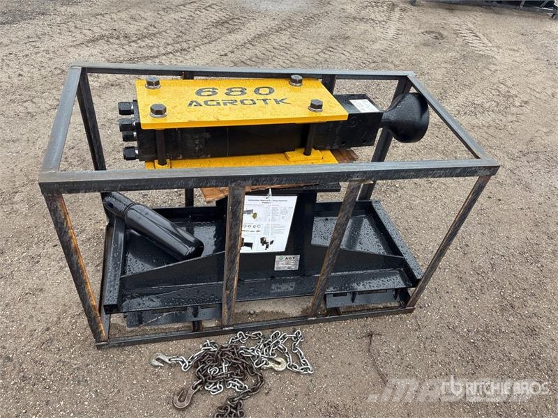 AGT PD680-PZ Skid Steer Post Driver (Unused) Fencing equipment