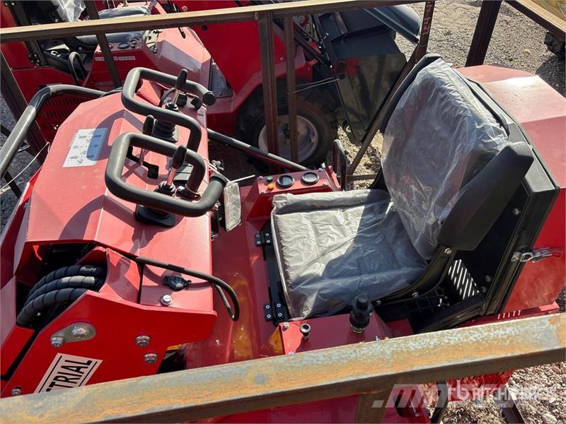 AGT SDA-140W Mini Skid Steer Loader (Unused) Kompaktlastere