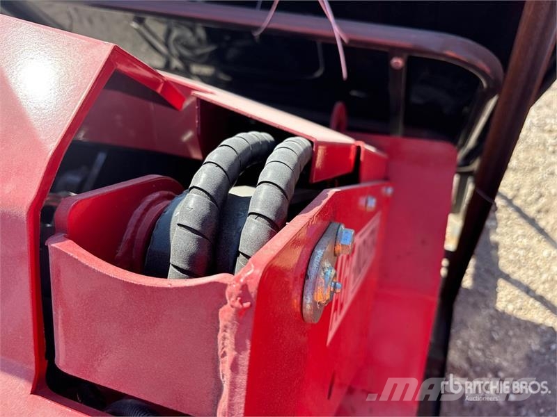 AGT SDA140T Mini Compact Track Loader (Unused) Kompaktlastere