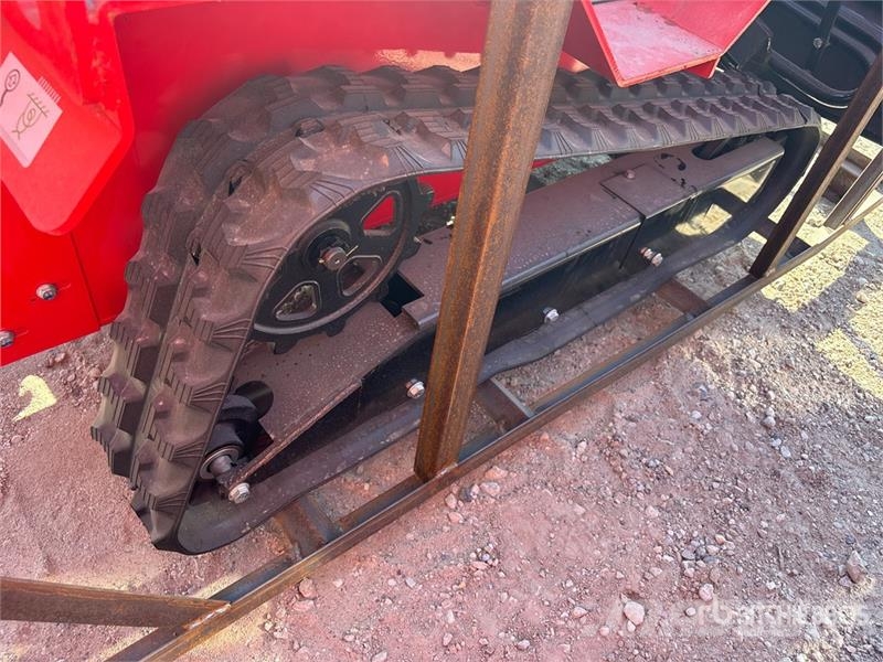 AGT SDA140T Mini Compact Track Loader (Unused) Kompaktlastere