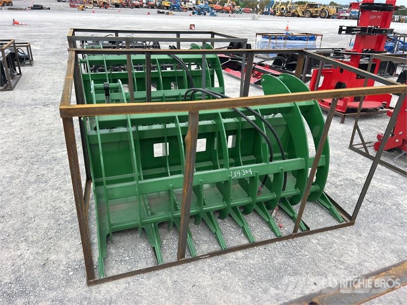 AGT SRR72 72 in Skid Steer Grapple (Unused) 兩爪吊夾