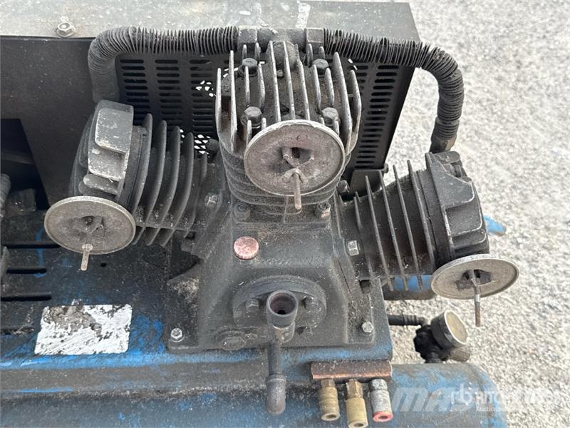  Air Compressor مكابس
