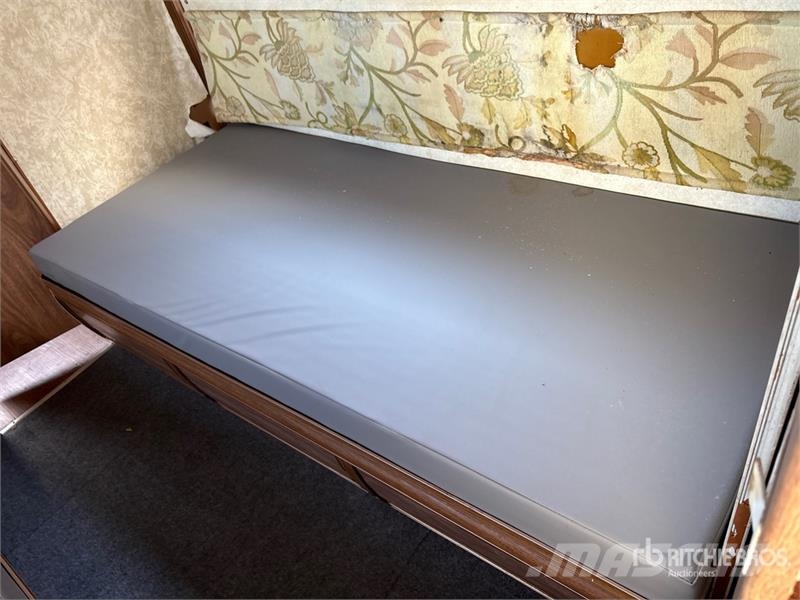  Airstream 25 ft T/A Travel Trailer Druge prikolice