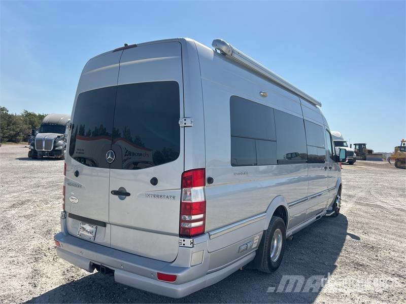  Airstream Interstate 24 GL 9 Passenger Van Carrinhas de caixa fechada