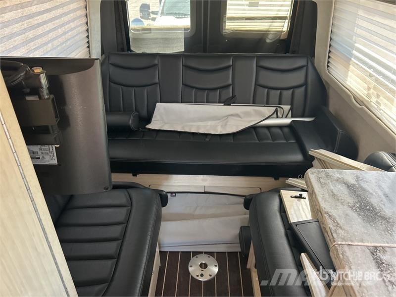  Airstream Interstate 24 GL 9 Passenger Van Carrinhas de caixa fechada
