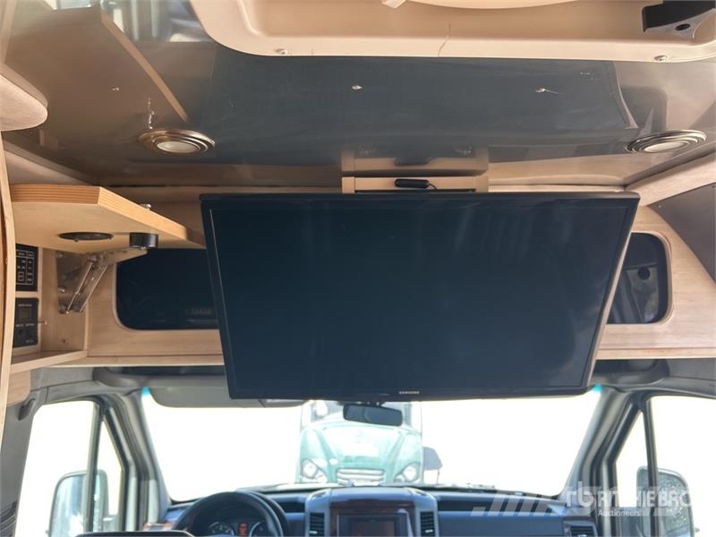 Airstream Interstate 24 GL 9 Passenger Van Carrinhas de caixa fechada