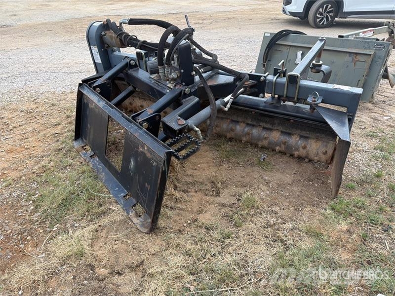 ALITE PR720FL 72 in Skid Steer Power Rake Vaalutid ja kaarutid