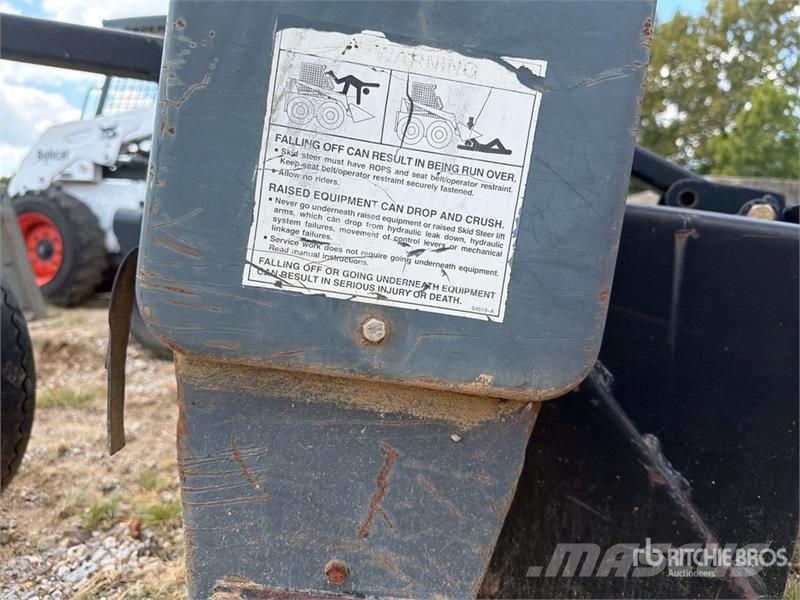 Alitec PR720FL 72 in Skid Steer Power Rake Kreiselheuer/-wender