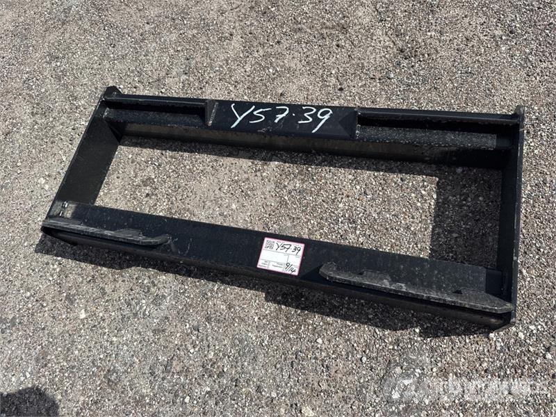 All-Star 46 in Skid Steer Attachment Mounting Plat Компоненты строительной техники