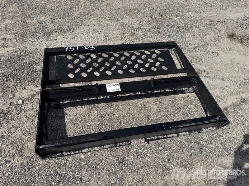  All-Star 46 in Skid Steer Fork Frame (Unused) Horquillas