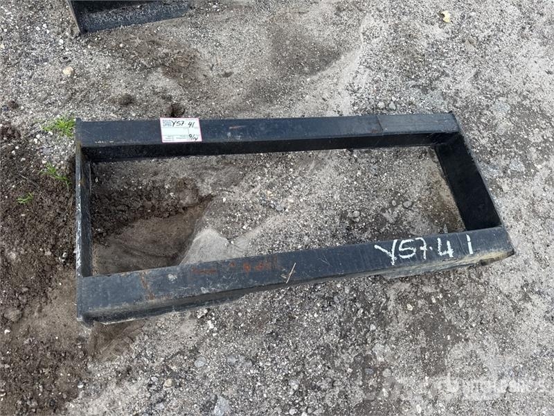 All-Star 46 in Skid Steer Attachment Mounting Plat Компоненты строительной техники