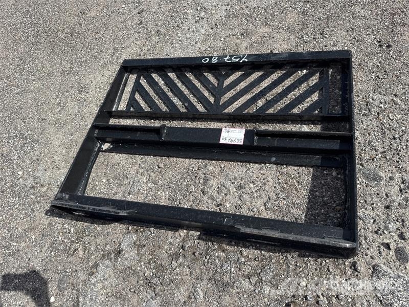  All-Star 46 in Skid Steer Fork Frame (Unused) Šakės