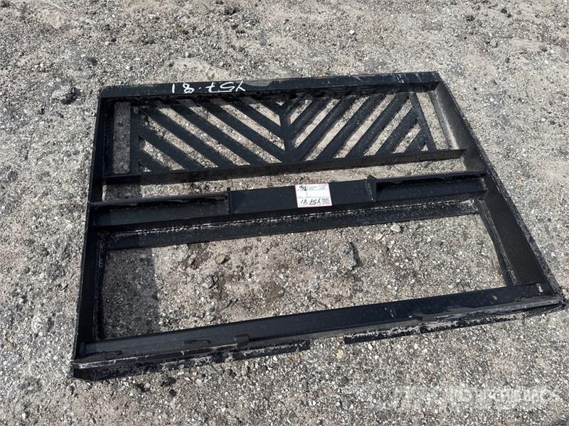 All-Star 46 in Skid Steer Fork Frame (Unused) Tõstekahvlid