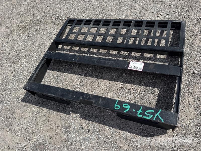 All-Star 46 in Skid Steer Fork Frame (Unused) Паллетные вилы для фронтальных погрузчиков