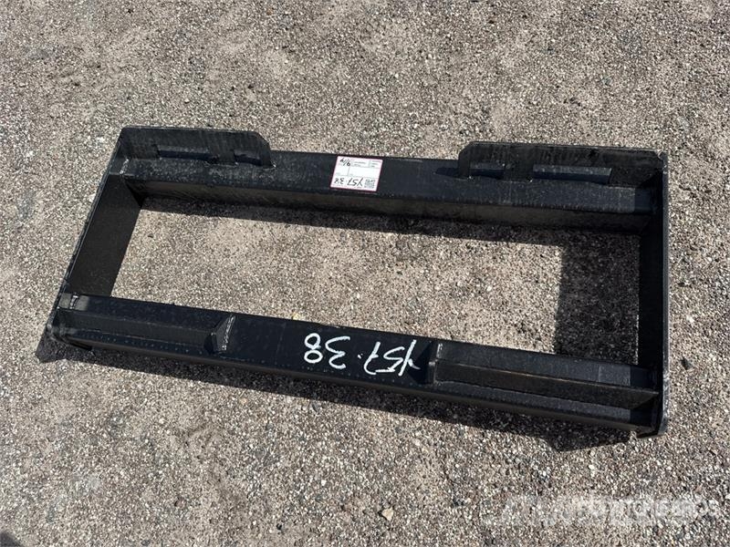  All-Star 46 in Skid Steer Attachment Mounting Plat Muud osad